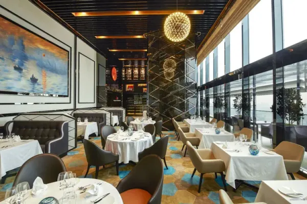 THE FACE Suites Hotel - صورة 4