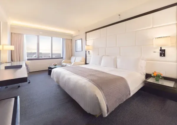 Regal Airport Hotel - image 3