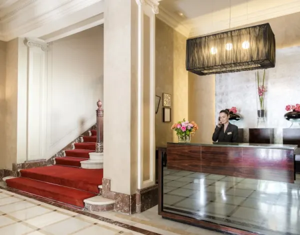 Hotel Barcelona Center - image 2