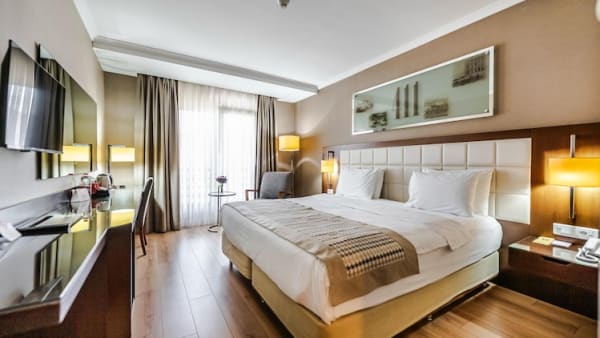 Kent Hotel Istanbul - image 3