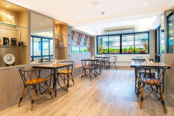 4m Pratunam Hotel - image 2