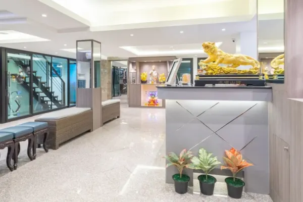 4m Pratunam Hotel - image 4