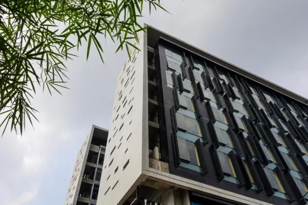 Kloe Hotel