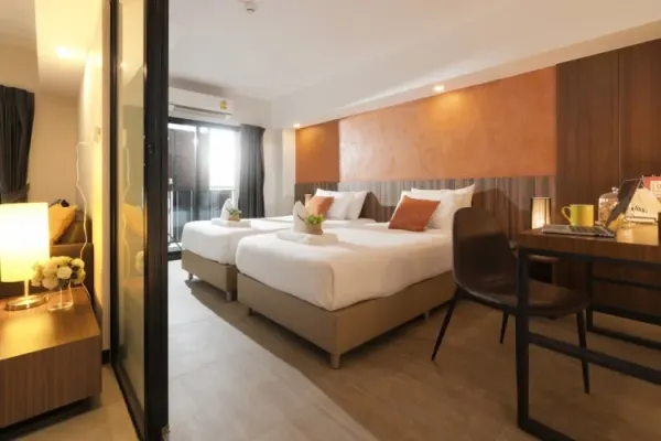 The Home Hotel - image 3