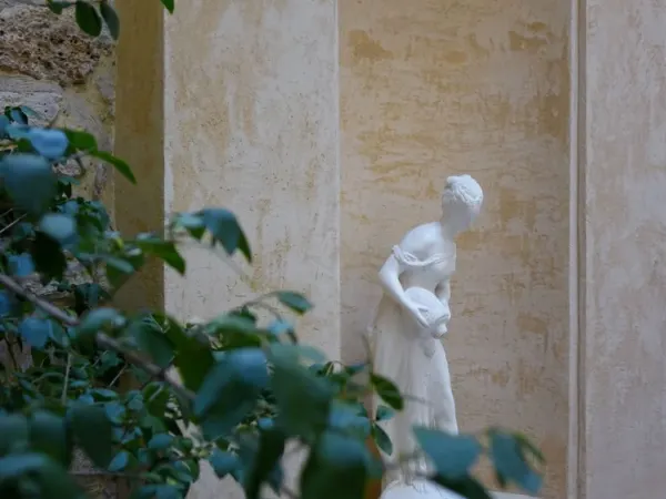 Hotel Touring - image 2