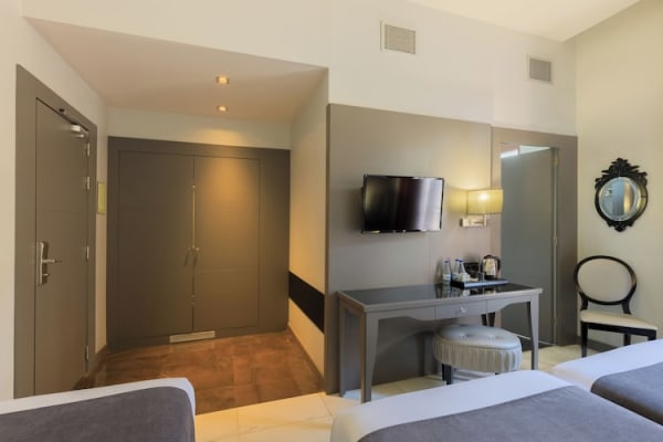 Hotel Ciutadella Barcelona - image 3