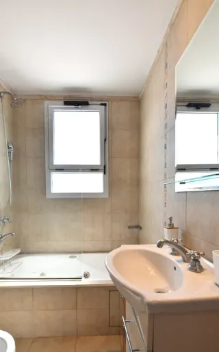 Piso alto, 2 ambientes con terraza y vista en pleno Recoleta - Thumbnail 17