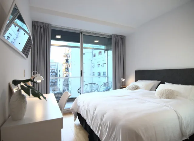 Hermoso monoambiente con amenities - Miniatura 1