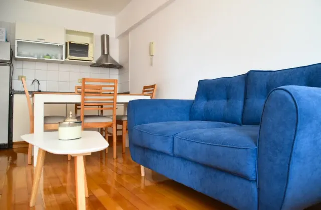 Hermoso monoambiente + vista jardin y pileta - Miniatura 1