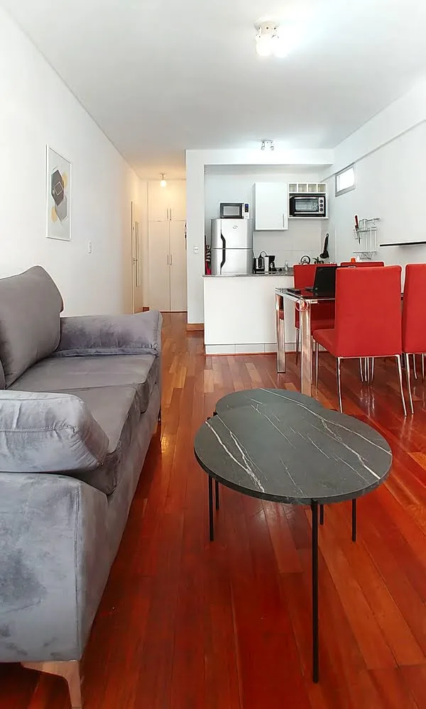 Amplio monoambiente con pileta climatizada, parrilla y seguridad - Foto 1