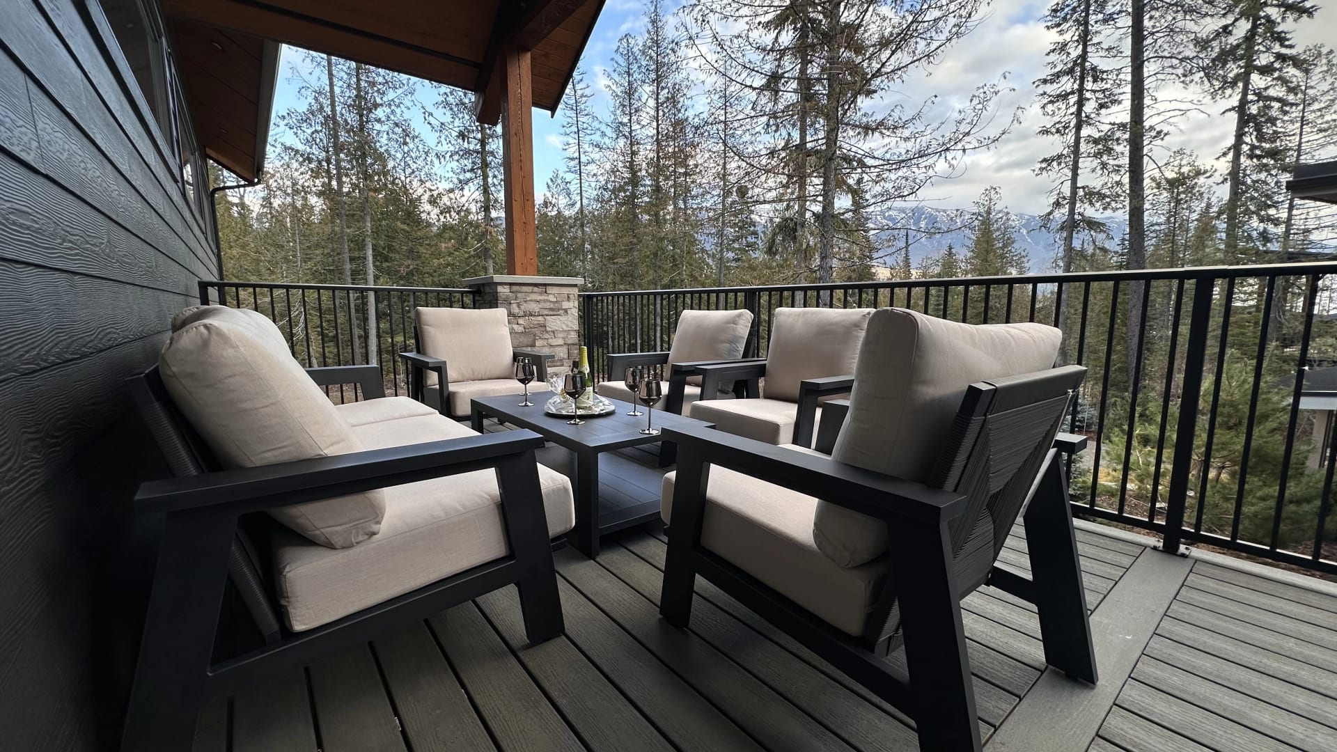 Outdoor patio with mountain views
