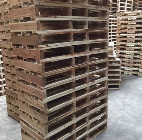 Pallet gỗ tràm 2 hướng