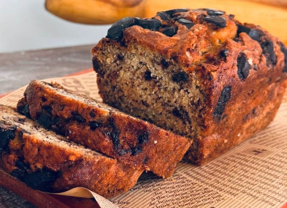 Chocolate Chip Banana Cake