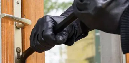 Cómo reforzar la seguridad de la puerta de casa