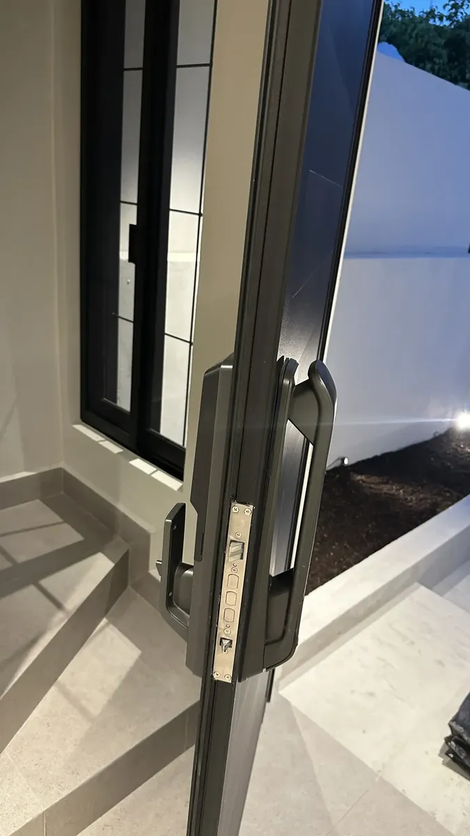 Cerradura Digital con Reconocimiento Facial De Alta Seguridad Para Puertas, Modelo Cornelius