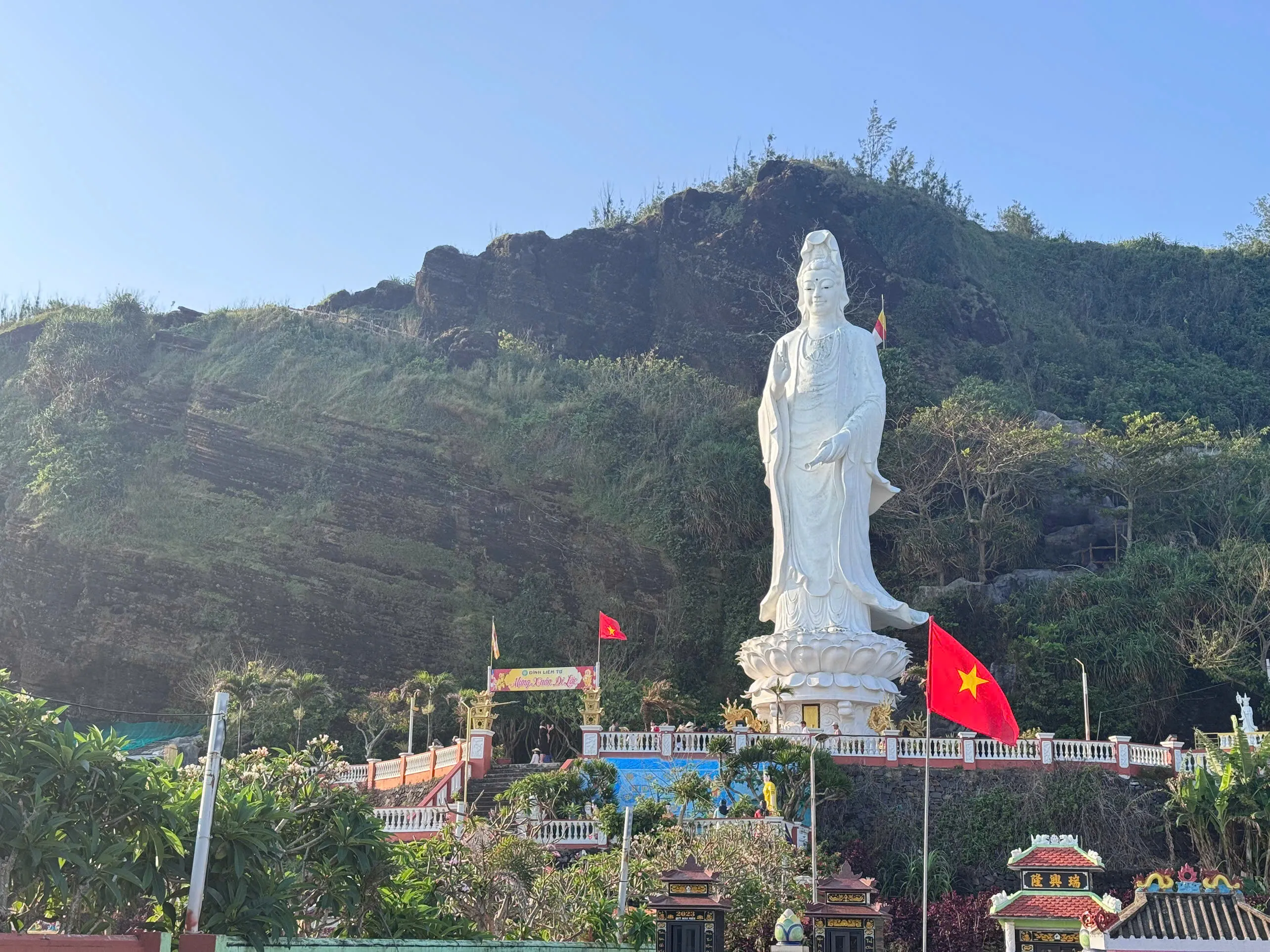TOUR LÝ SƠN TRONG NGÀY - ĐẢO LỚN LÝ SƠN