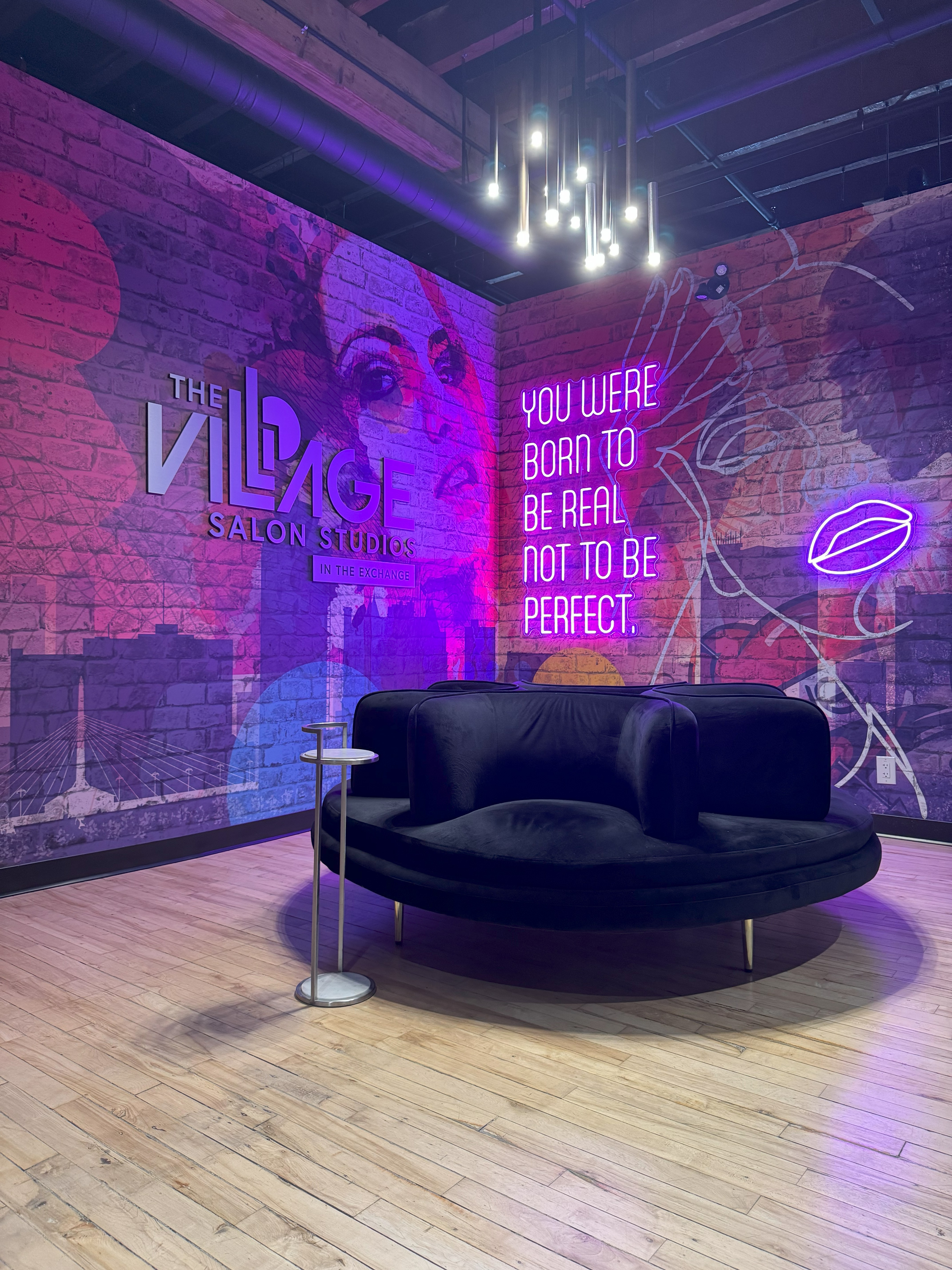 55 Arthur St, Winnipeg, MB R3B 1H1