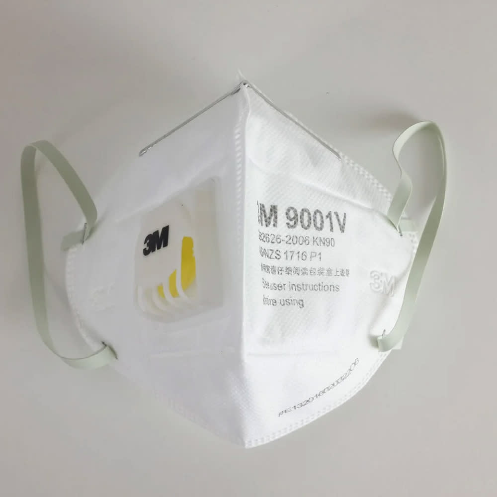 Фильтрующий строительный респиратор (полумаска) KN90 с защитой от пыли 3M 9001 V