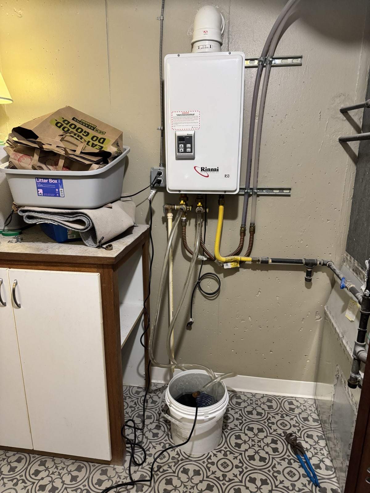 tankless water heater flush