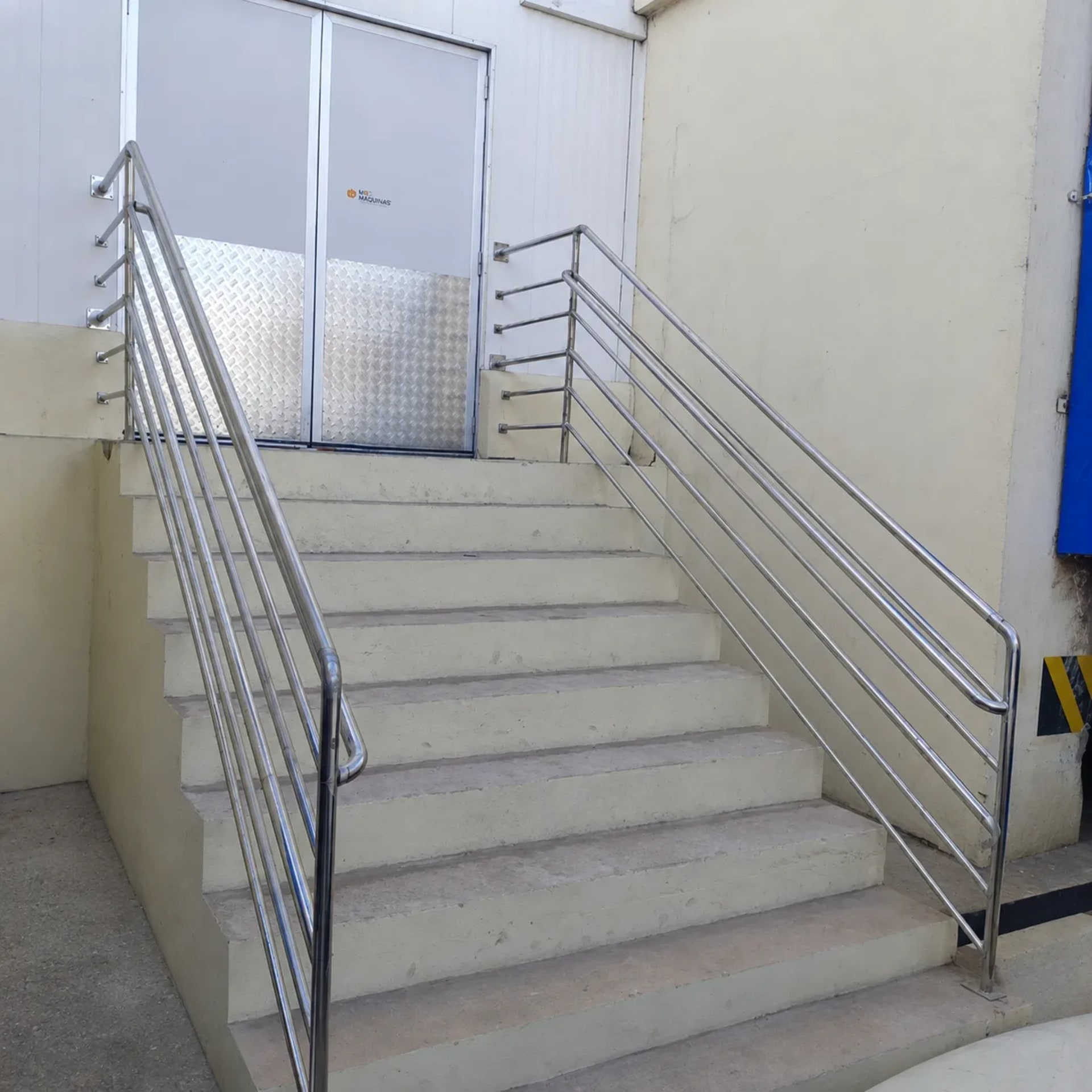 Serviços em Inox
