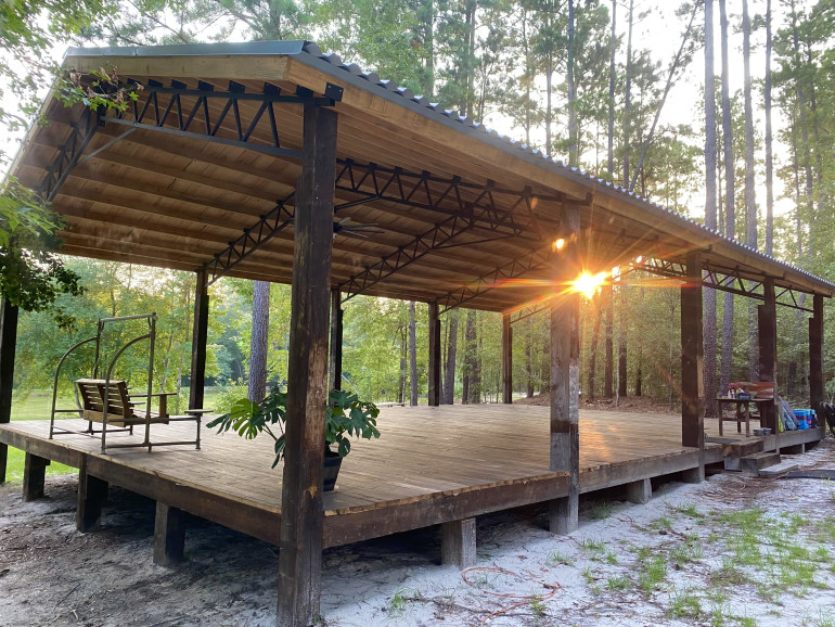 https://res.cloudinary.com/dqwkulupg/image/upload/c_scale,w_770/Customer%20Photos/Elton%20%20Williams%20/Outdoor%20Yoga%20Studio%20%20/Finished%20Project%201.jpg