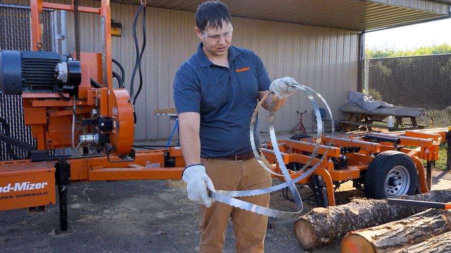 Unfold Sawmill Blades Step 1