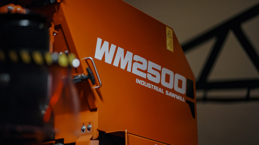 WM2500 Close Shot