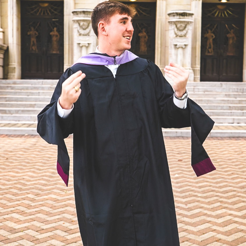 Banter Media Group — Graduation Portrait Photography