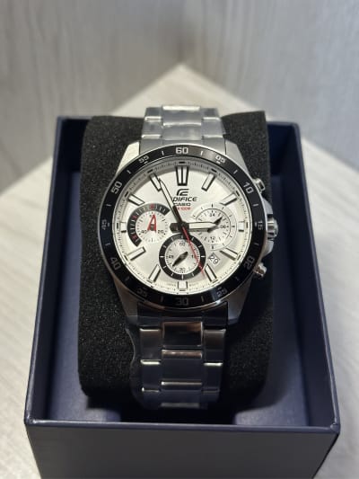 Reloj Casio Edifice EFV-570D-7AVUDF, original con garantía