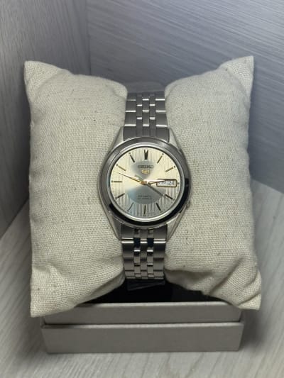 Reloj Seiko 5 SNKL17K1, original con garantía