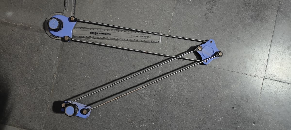 MINI DRAFTER FOR ENGINEERING DRAWING