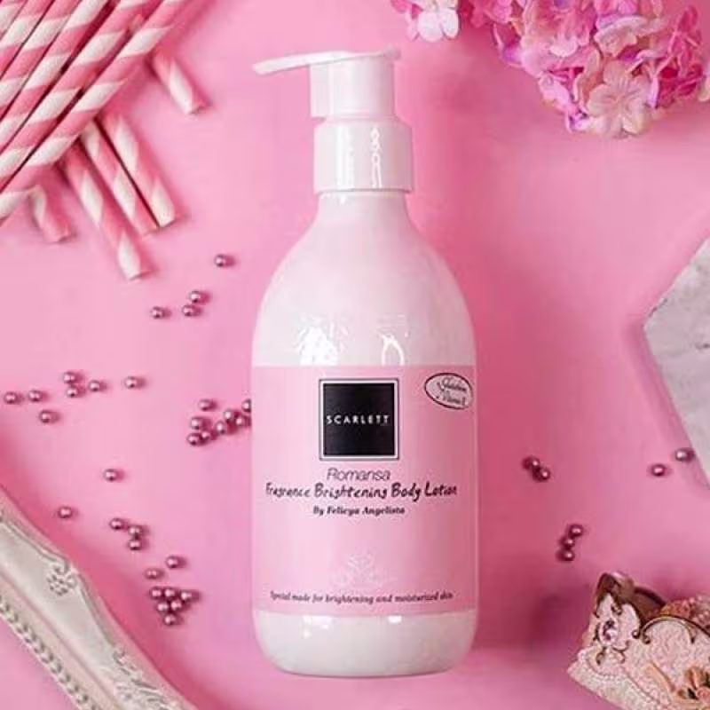 Scarlett Whitening Body Lotion Romansa