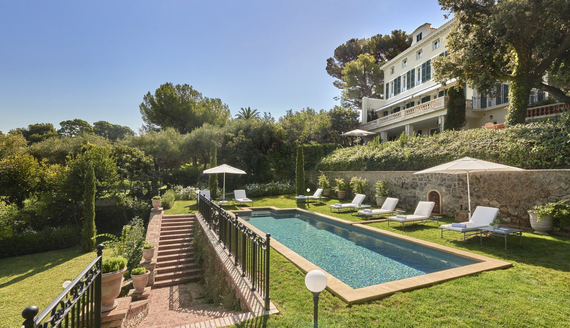 Saint Tropez coastal town