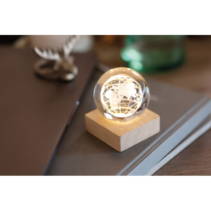 GLOBE LIGHT