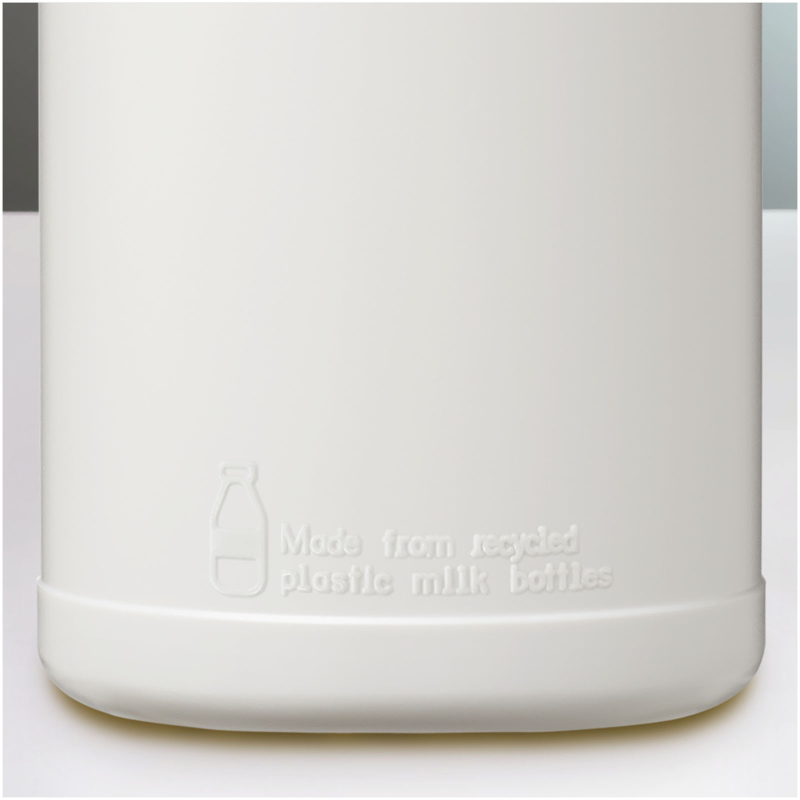 Bouteille de sport Baseline de 500 ml recyclée avec couvercle rabattable