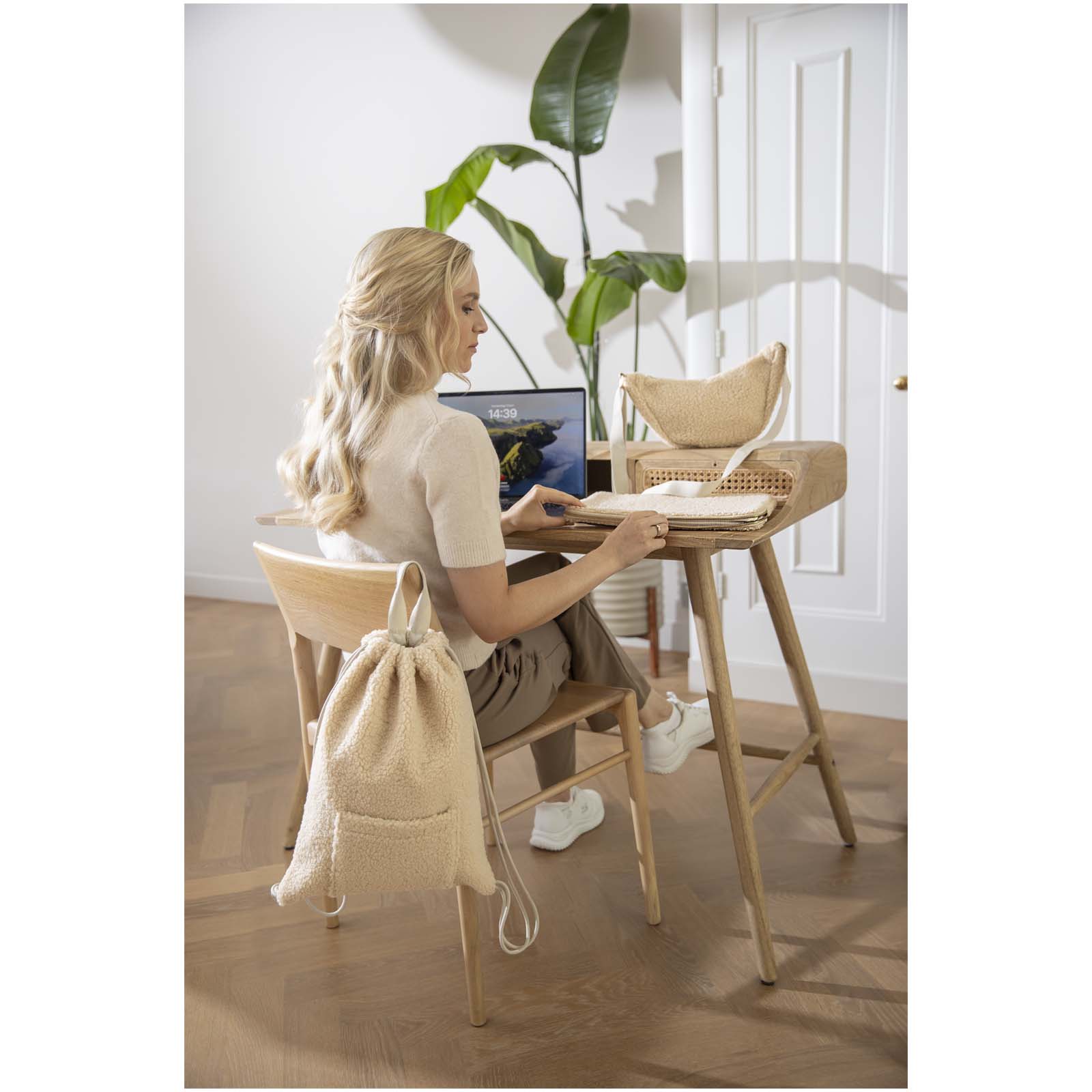 Housse pour ordinateur portable Bear sherpa de 2 L recyclée GRS 13"