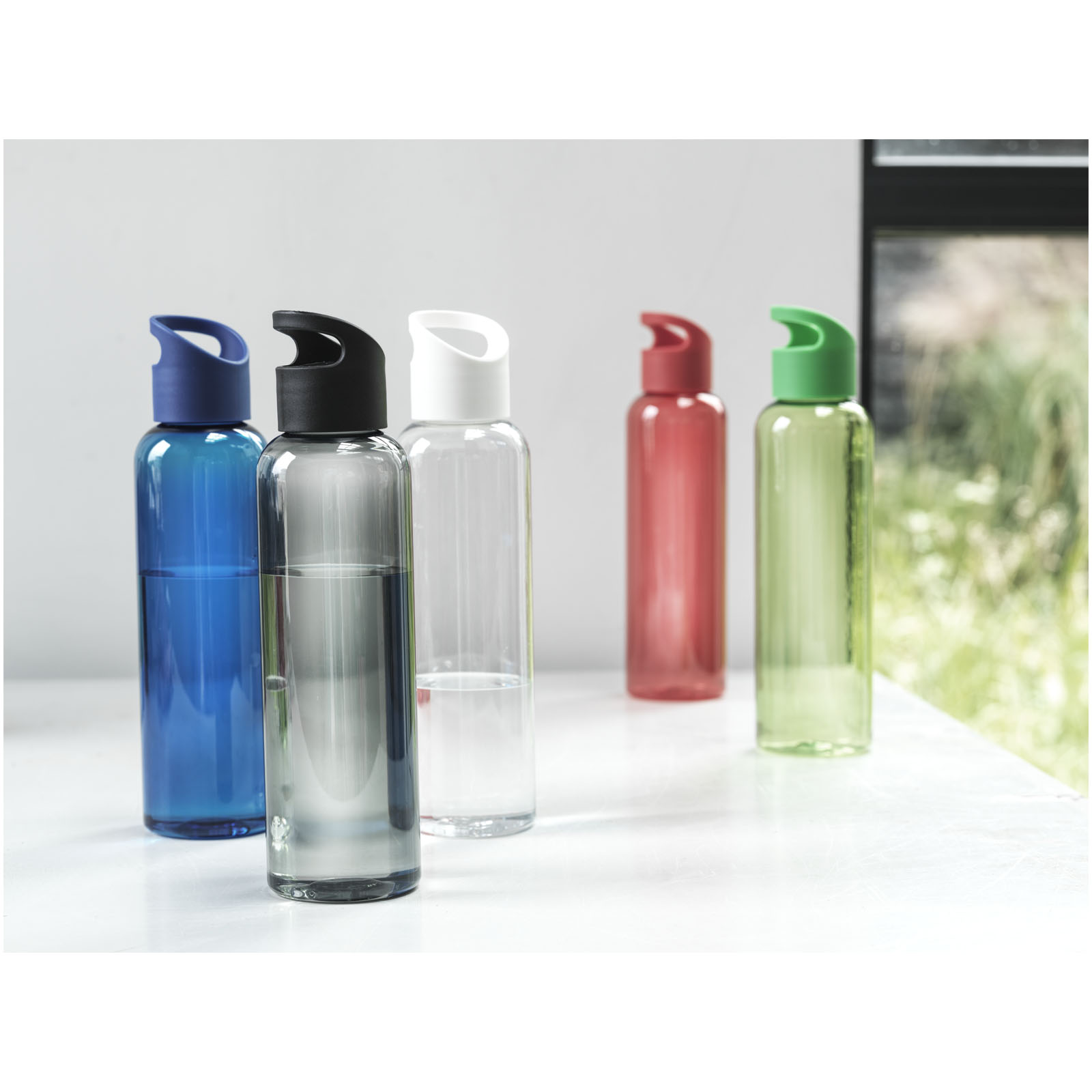 Bouteille d'eau Sky de 650 ml en plastique recyclé