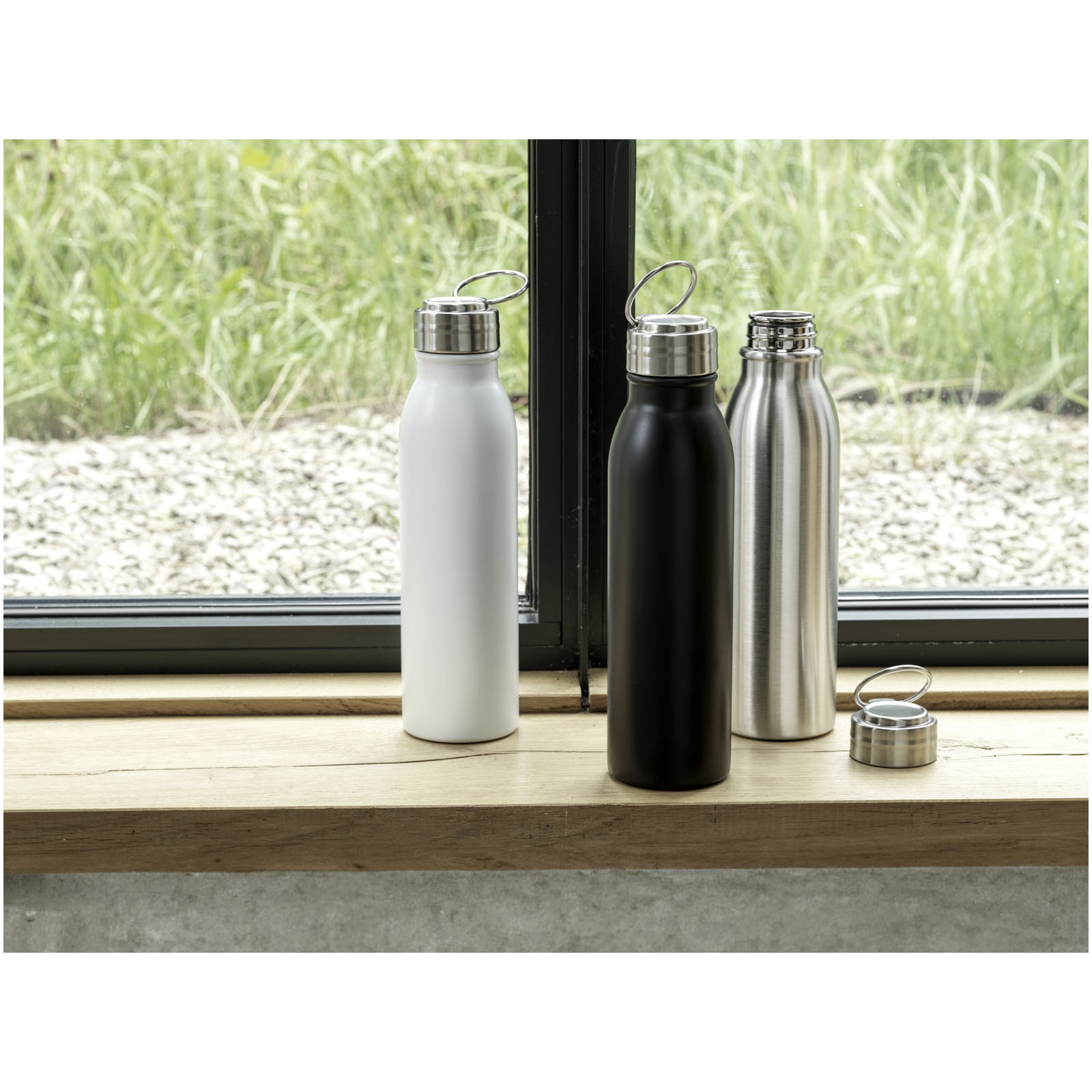 Bouteille d'eau Harper de 720 ml en acier inoxydable certifié RCS avec boucle métallique