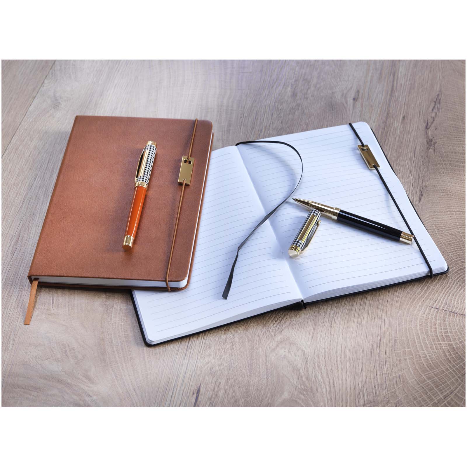Luxe Ensemble Legato comprenant carnet A5, stylo bille et stylo roller (encre bleue)