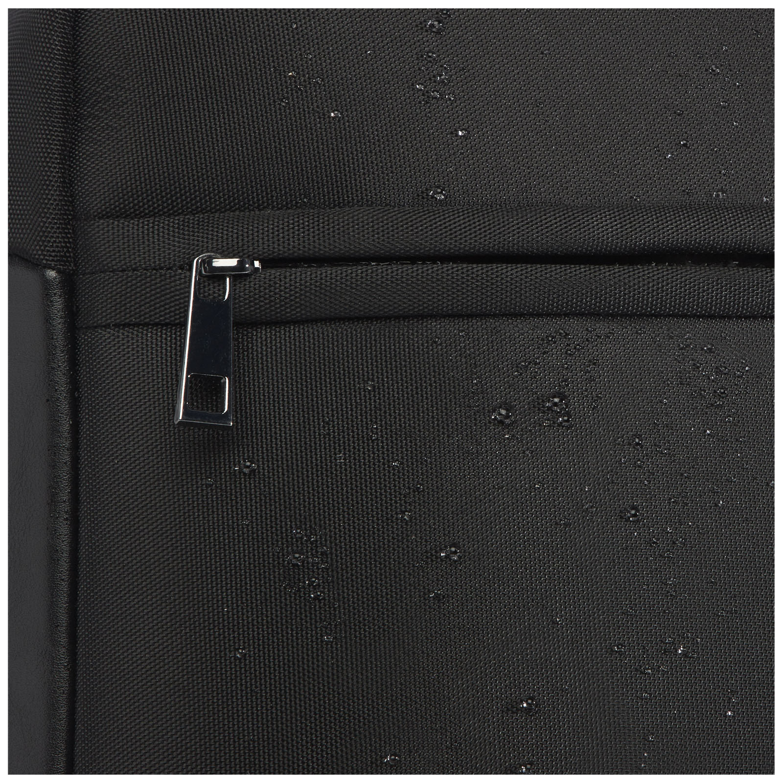 Sac à dos compact pour ordinateur portable Expedition Pro de 12 L recyclé certifié GRS de 15,6"