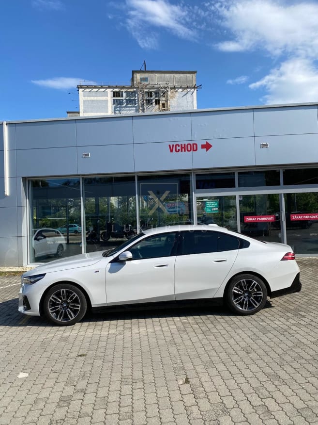 BMW 5