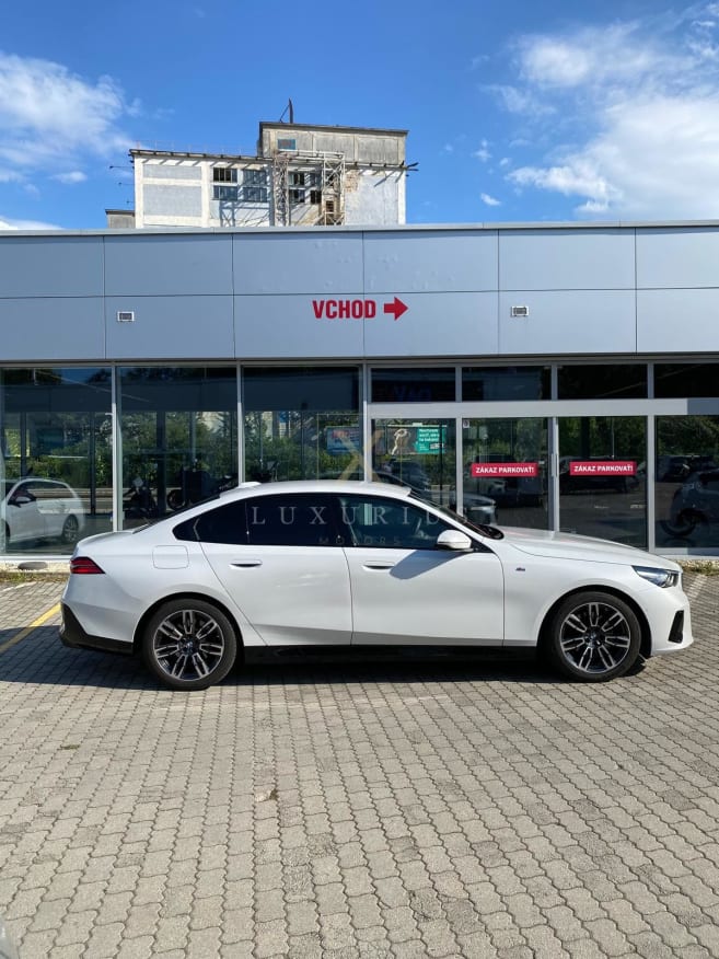 BMW 5