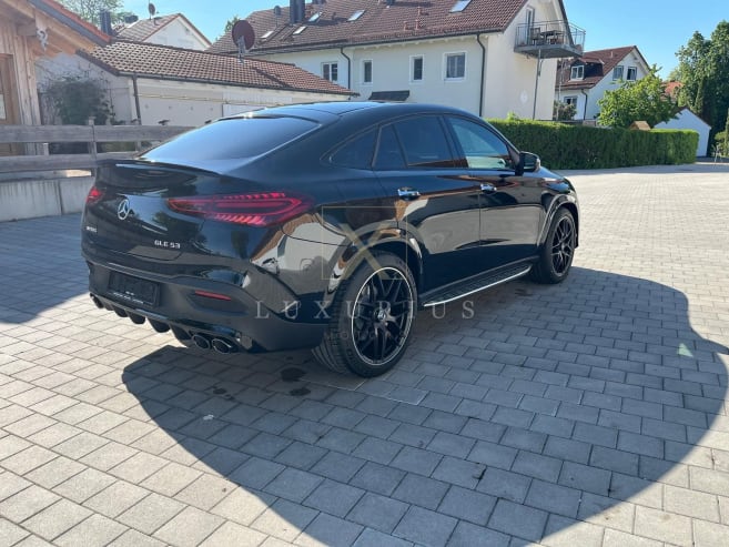Mercedes-Benz GLE53 AMG