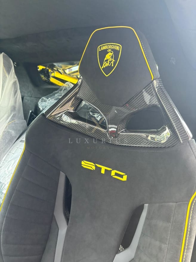 Lamborghini HURACAN