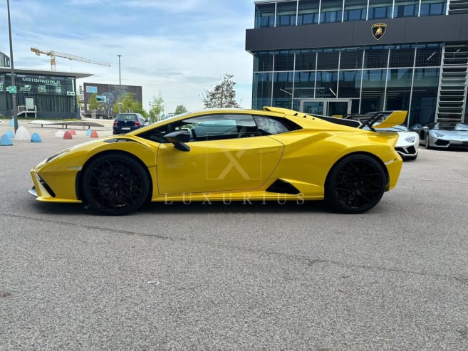 Lamborghini HURACAN