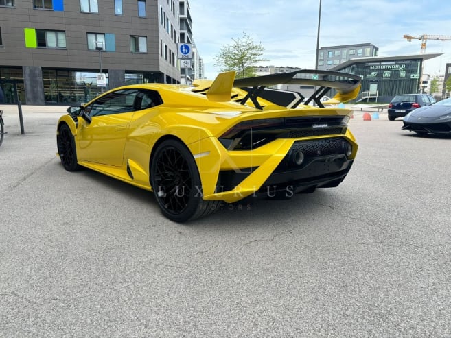 Lamborghini HURACAN