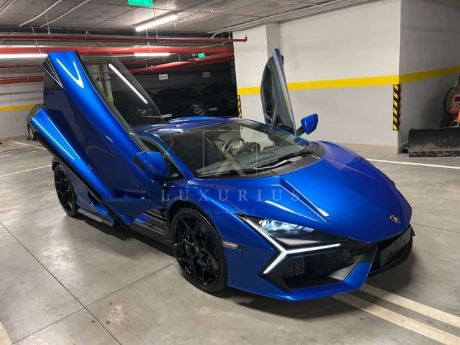 Lamborghini REVUELTO