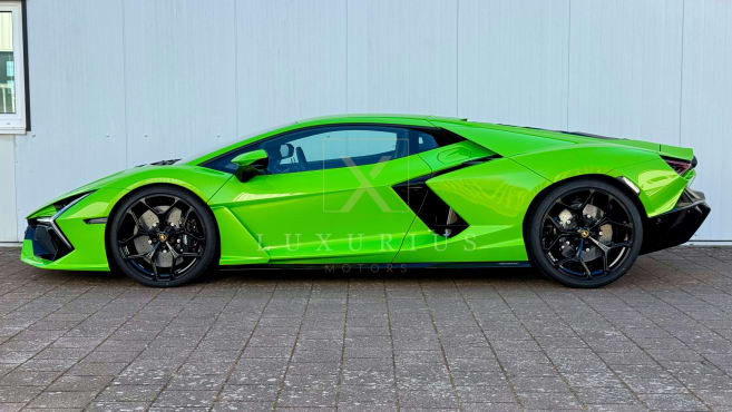 Lamborghini REVUELTO