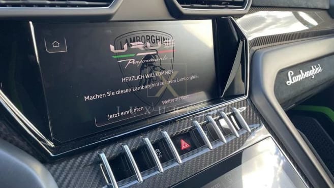 Lamborghini URUS