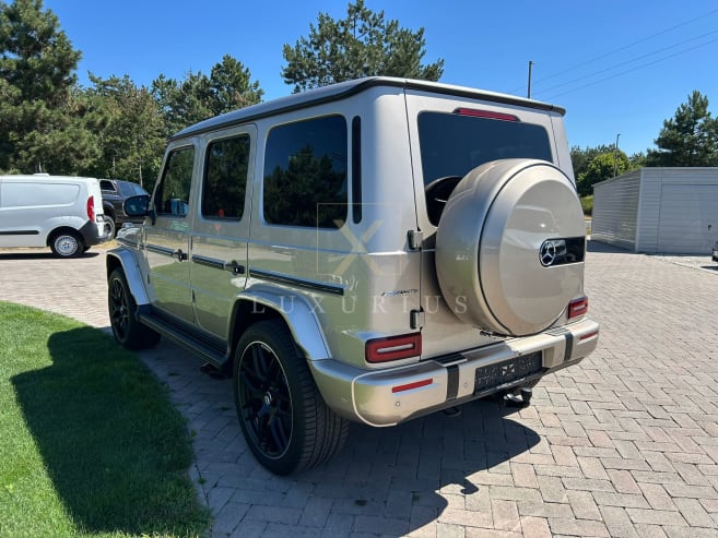 Mercedes-Benz G